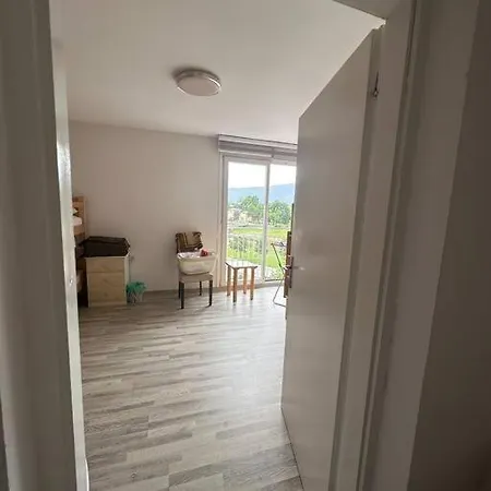 Apartment شقة على نهر البوسنة Sarajevo