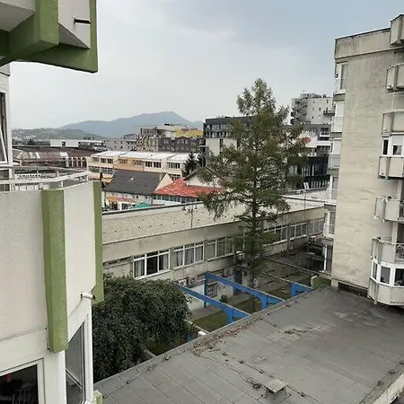 شقة على نهر البوسنة Sarajevo